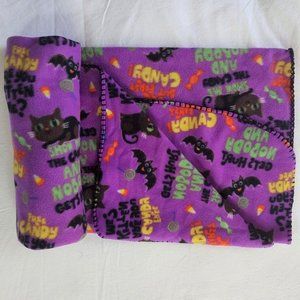🎃 Halloween Kitty Cat Bat Candy Fleece Purple Throw